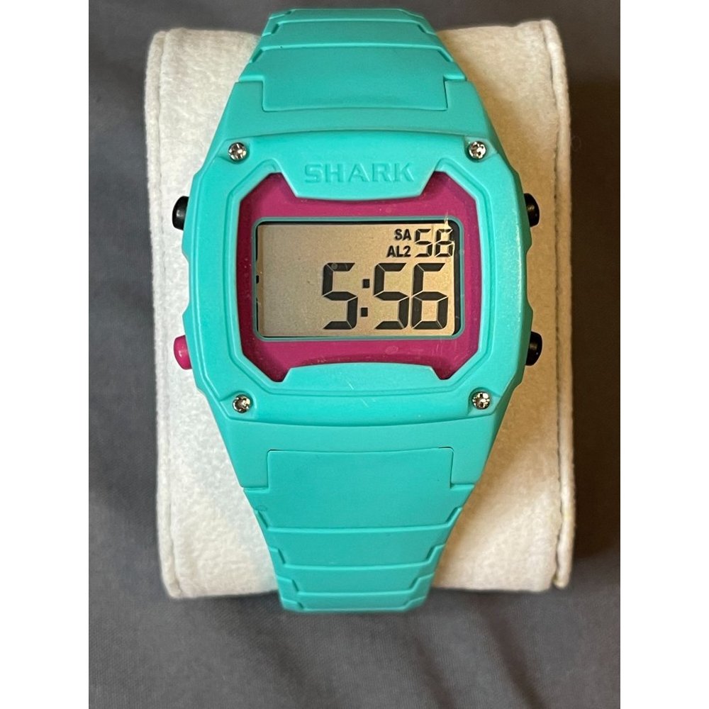 Shark Classic! Works great!